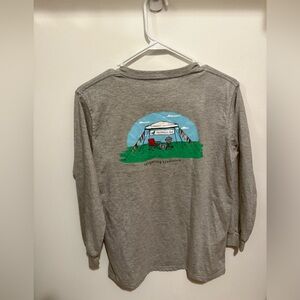 Properly tied YXL 18 Gray Long Sleeve Shirt with Graphic